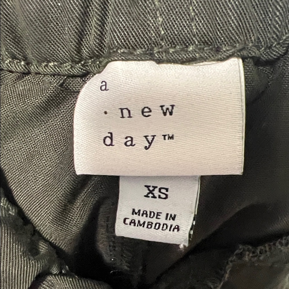 a new day Women’s Dark Green Joggers - Picture 2 of 2